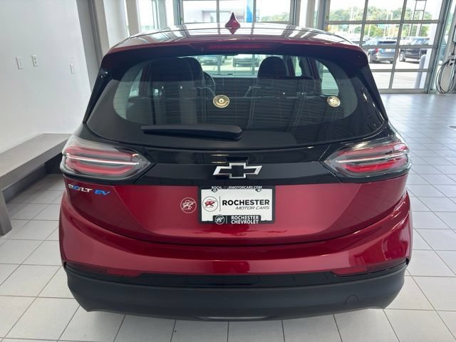 Used 2023 Chevrolet Bolt LT FWD image 43
