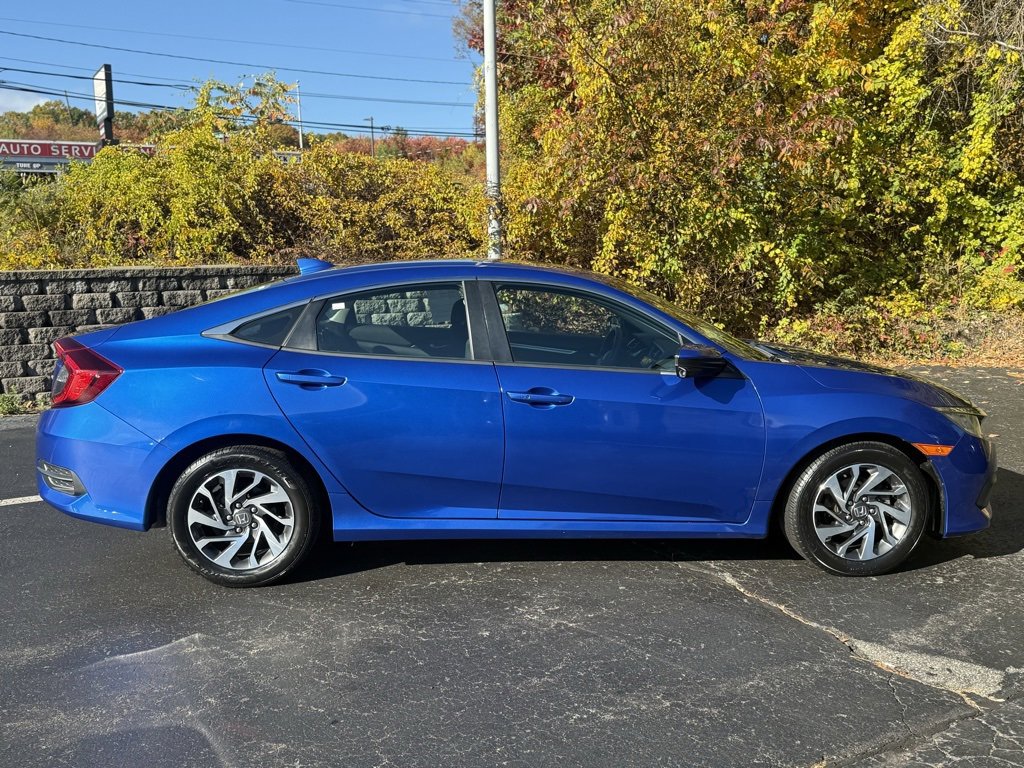 Used 2018 Honda Civic EX image 9