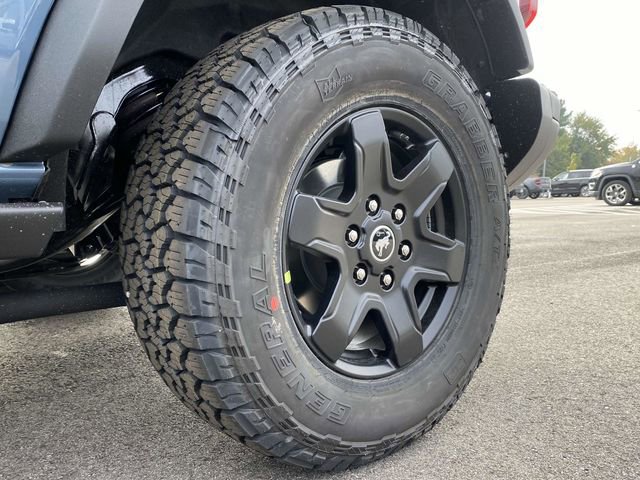 New 2025 Ford Bronco Big Bend w/ Black Diamond Package AWD/4WD image 9