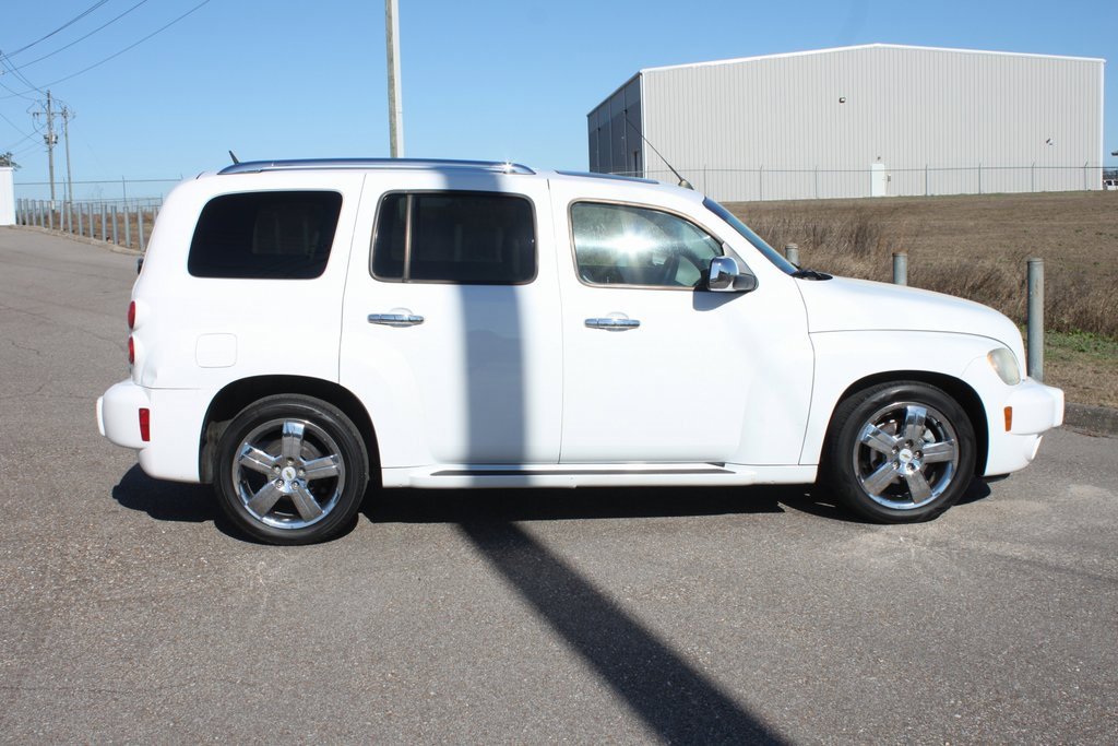 Used 2011 Chevrolet HHR LT w/ LT Preferred Equipment Group image 15