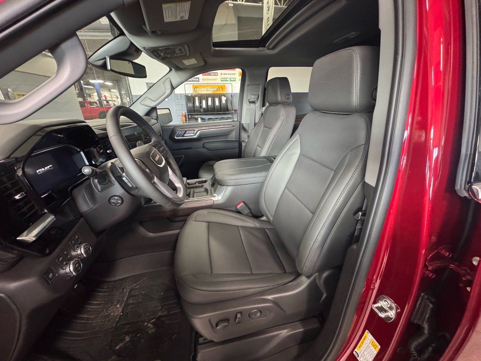 New 2026 GMC Sierra 1500 SLT w/ SLT Premium Plus Package image 18