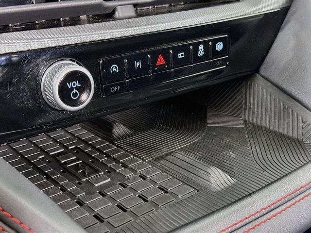 Used 2025 Ford Explorer ST AWD/4WD image 16