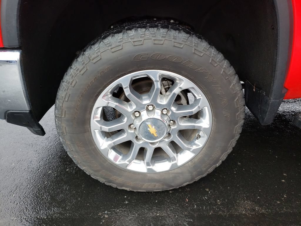 Used 2024 Chevrolet Silverado 2500 LTZ w/ LTZ Premium Package AWD/4WD image 23
