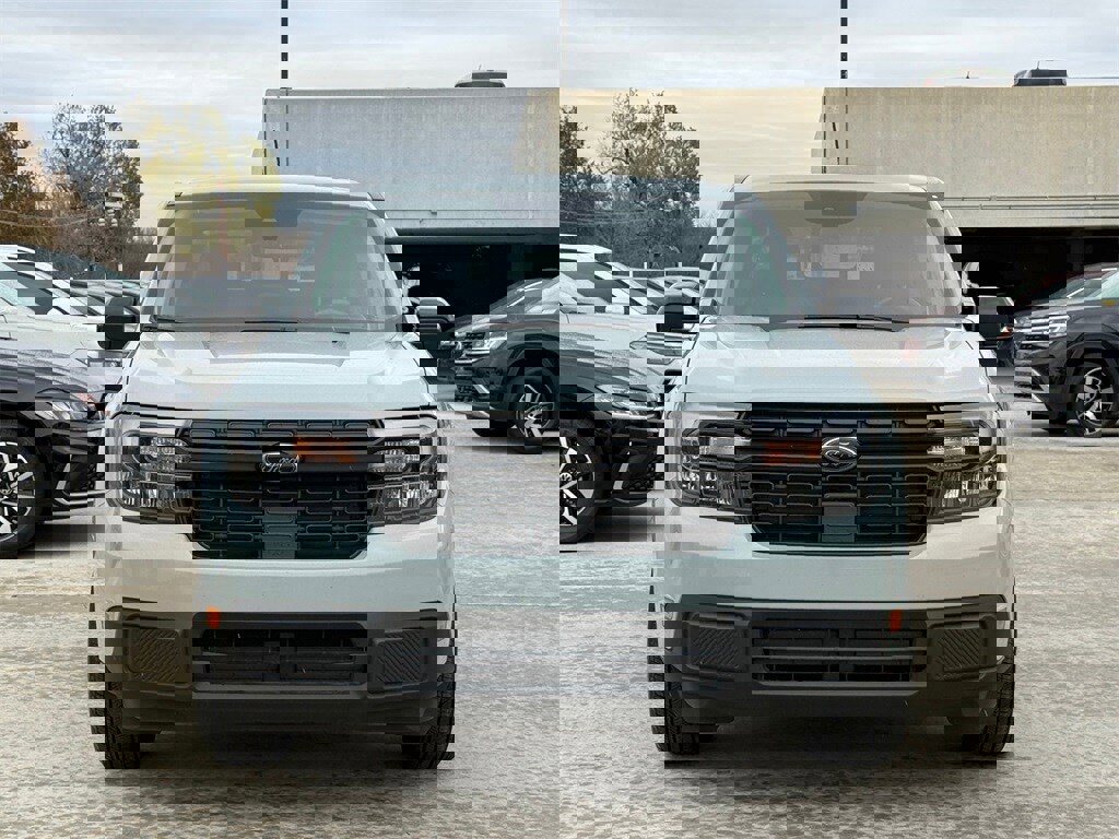 Used 2024 Ford Maverick Lariat w/ Black Appearance Package image 5