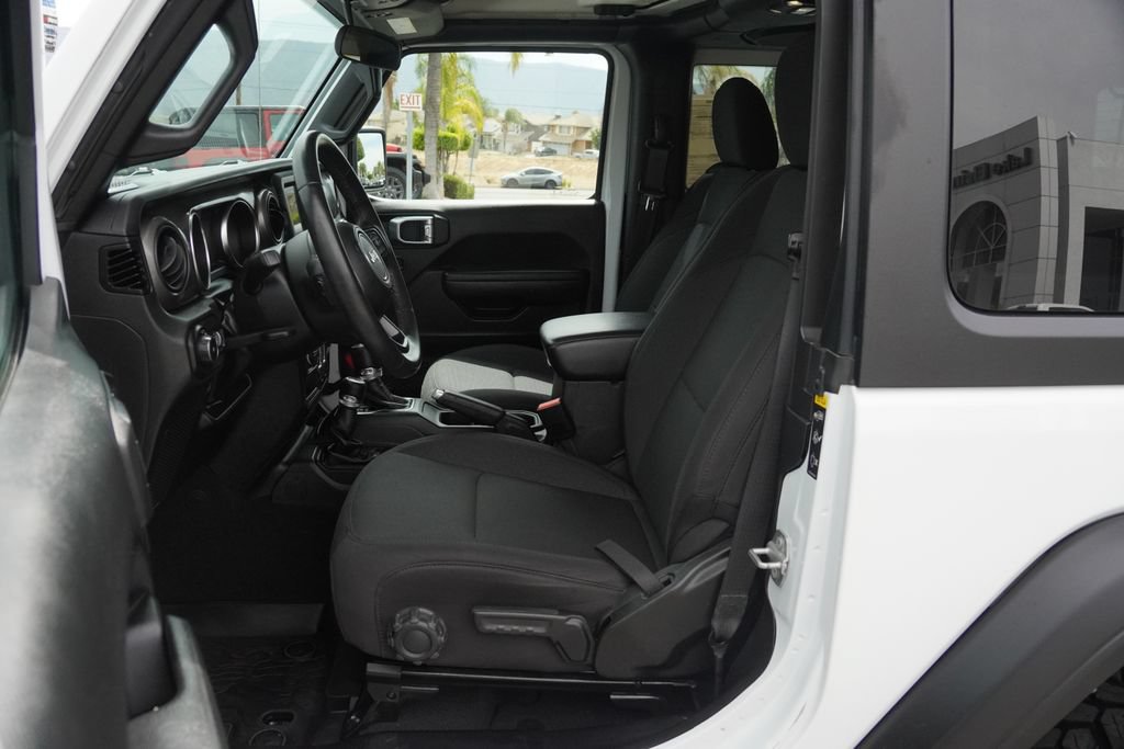 Certified 2022 Jeep Wrangler Sport AWD/4WD image 31