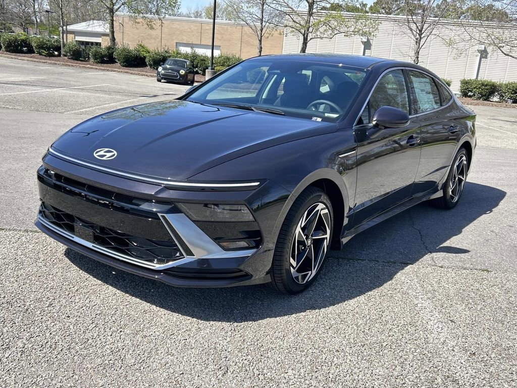 New 2026 Hyundai Sonata SEL FWD image 3