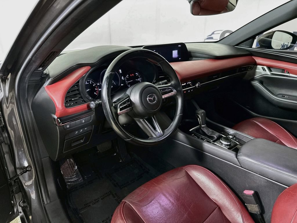 Used 2020 MAZDA MAZDA3 Hatchback w/ Premium Package FWD image 10