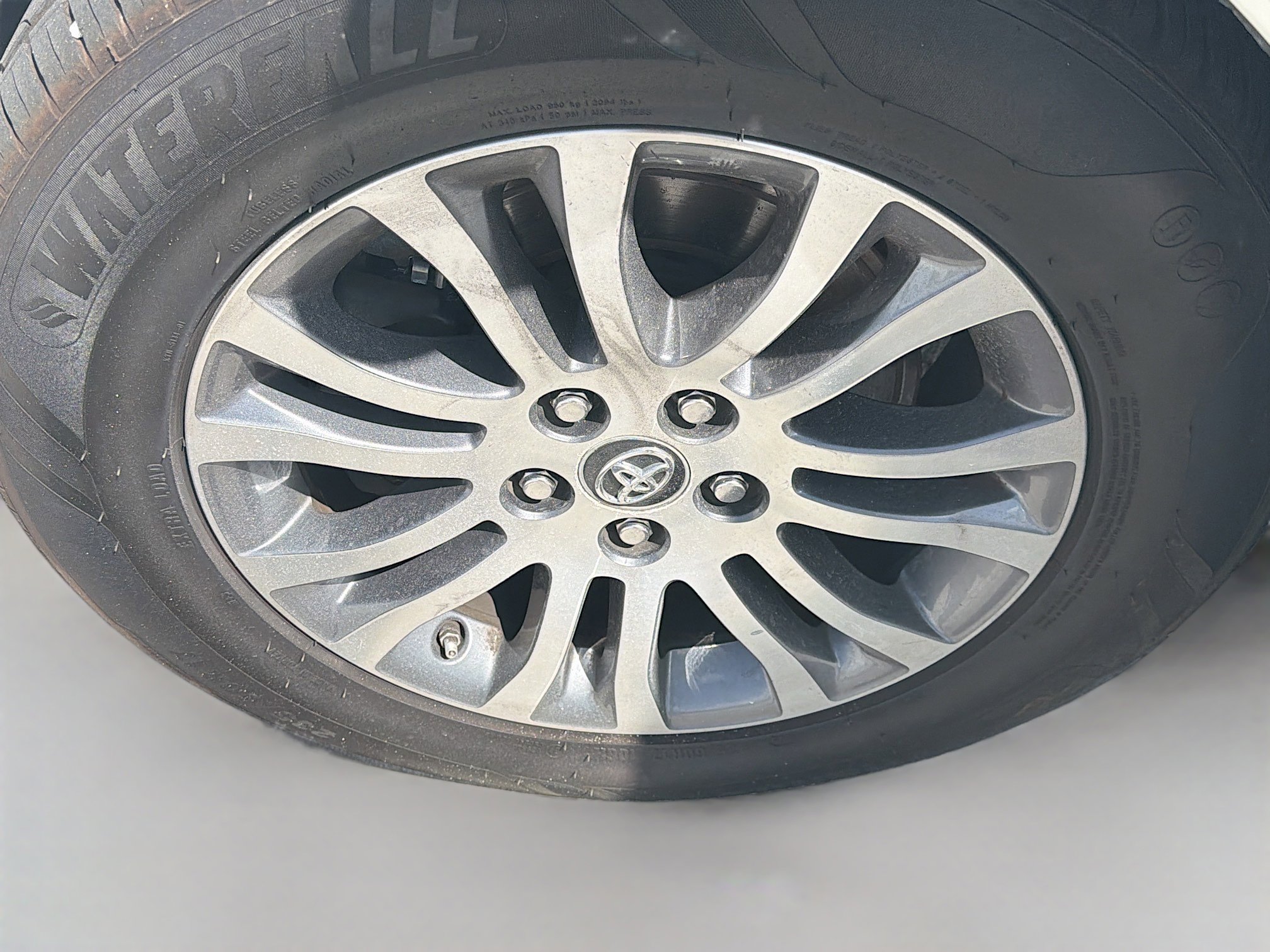 Used 2020 Toyota Sienna XLE Premium image 34