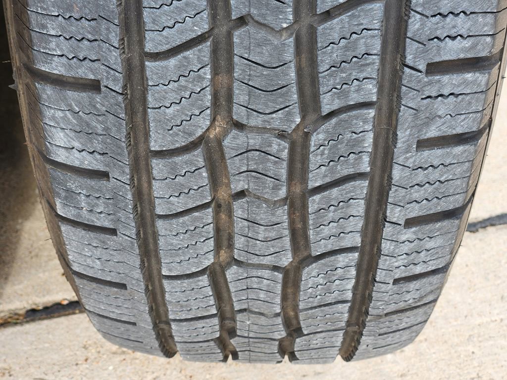 Used 2019 Nissan Murano SV w/ Premium Package image 17