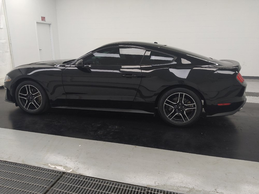 Used 2018 Ford Mustang Premium w/ Equipment Group 201A RWD image 3