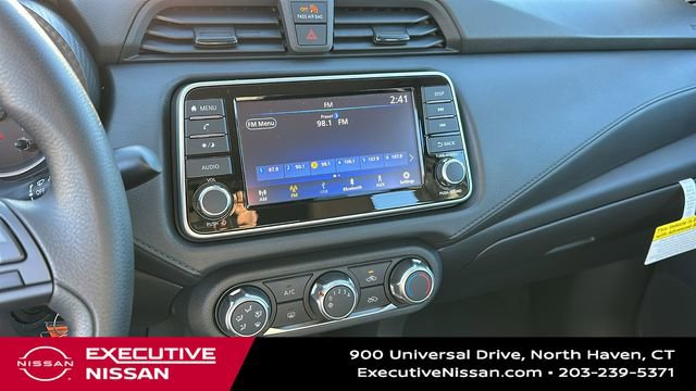 Used 2025 Nissan Versa S w/ Trunk Package image 14