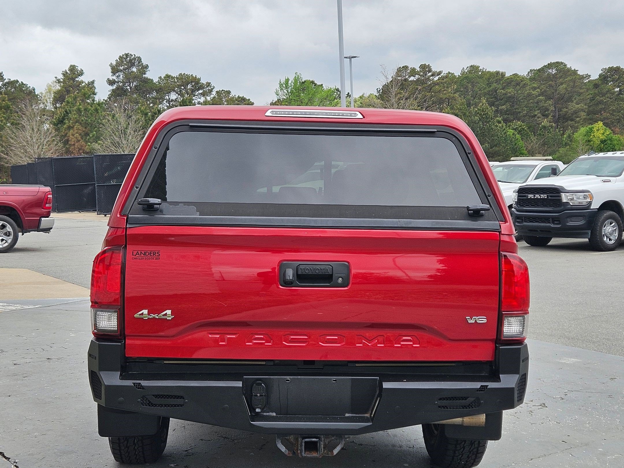 Used 2019 Toyota Tacoma SR w/ SR Convenience Package image 6