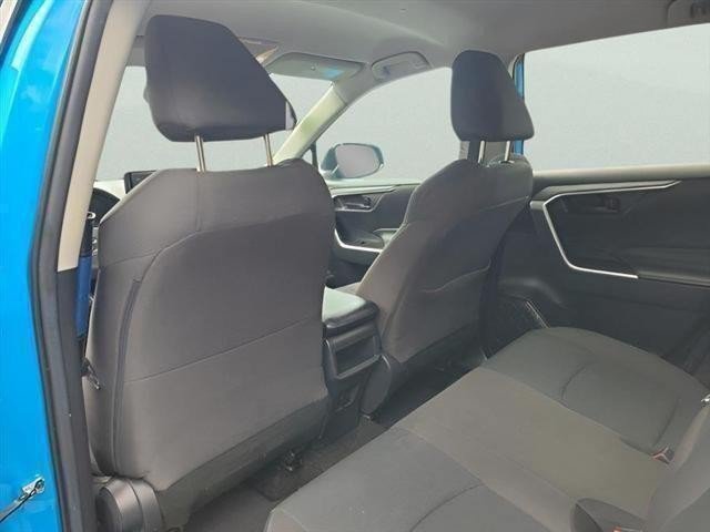 Used 2019 Toyota RAV4 LE FWD image 24