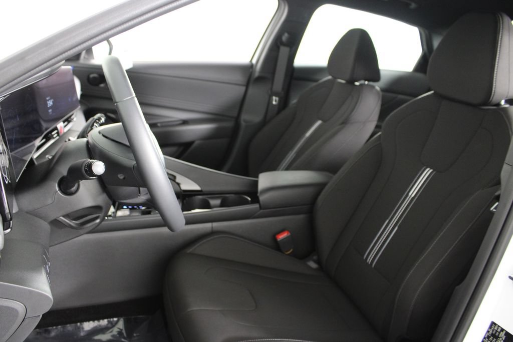Certified 2026 Hyundai Elantra SEL FWD image 20