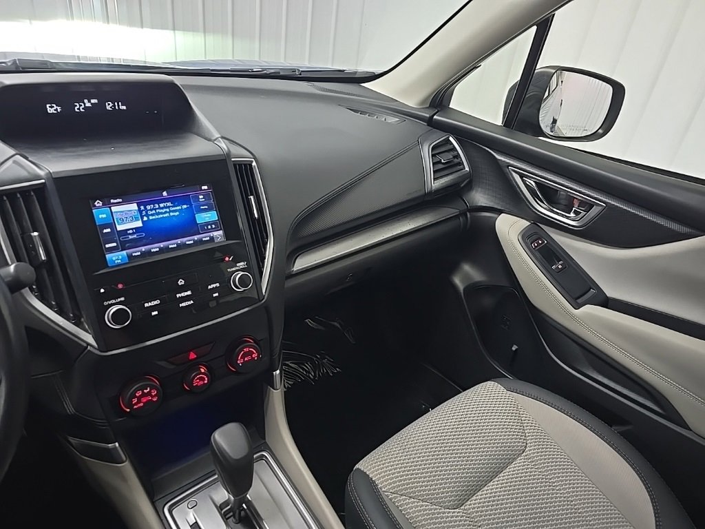 Used 2019 Subaru Forester Premium w/ All-Weather Package image 20