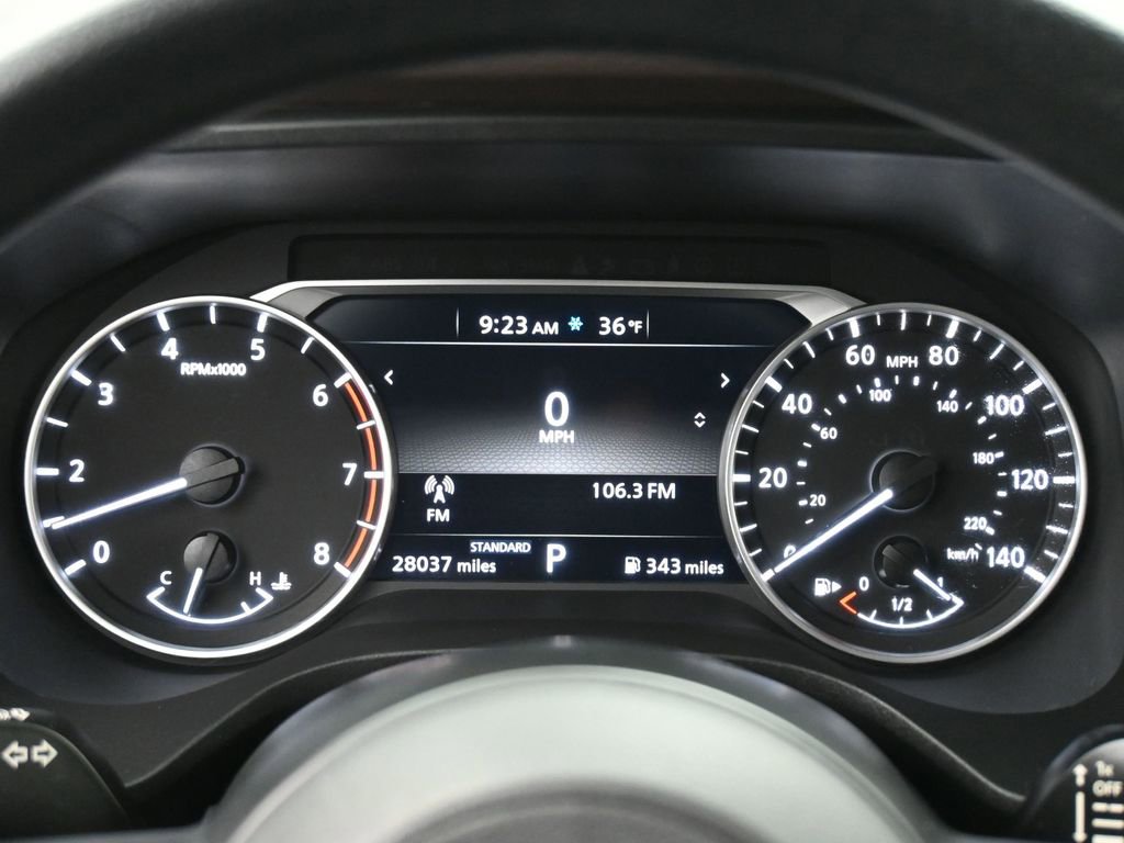 Used 2023 Nissan Rogue S image 8