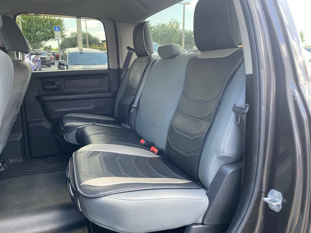 Used 2016 RAM 1500 Express RWD image 28