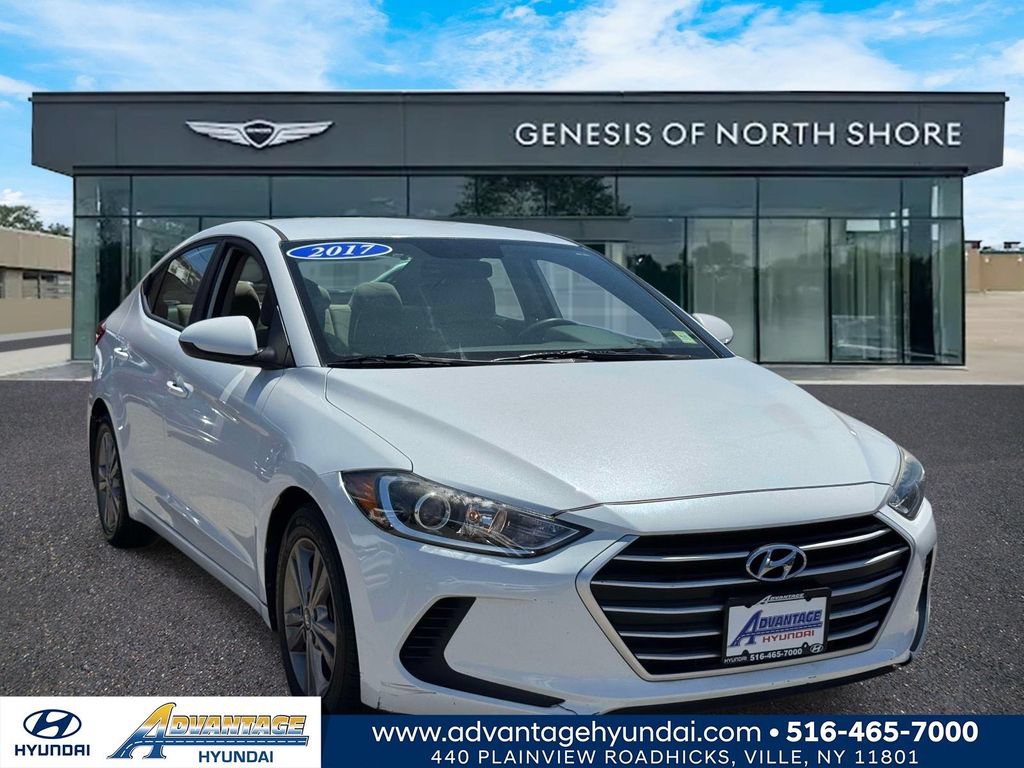 Used 2017 Hyundai Elantra SE FWD image 1