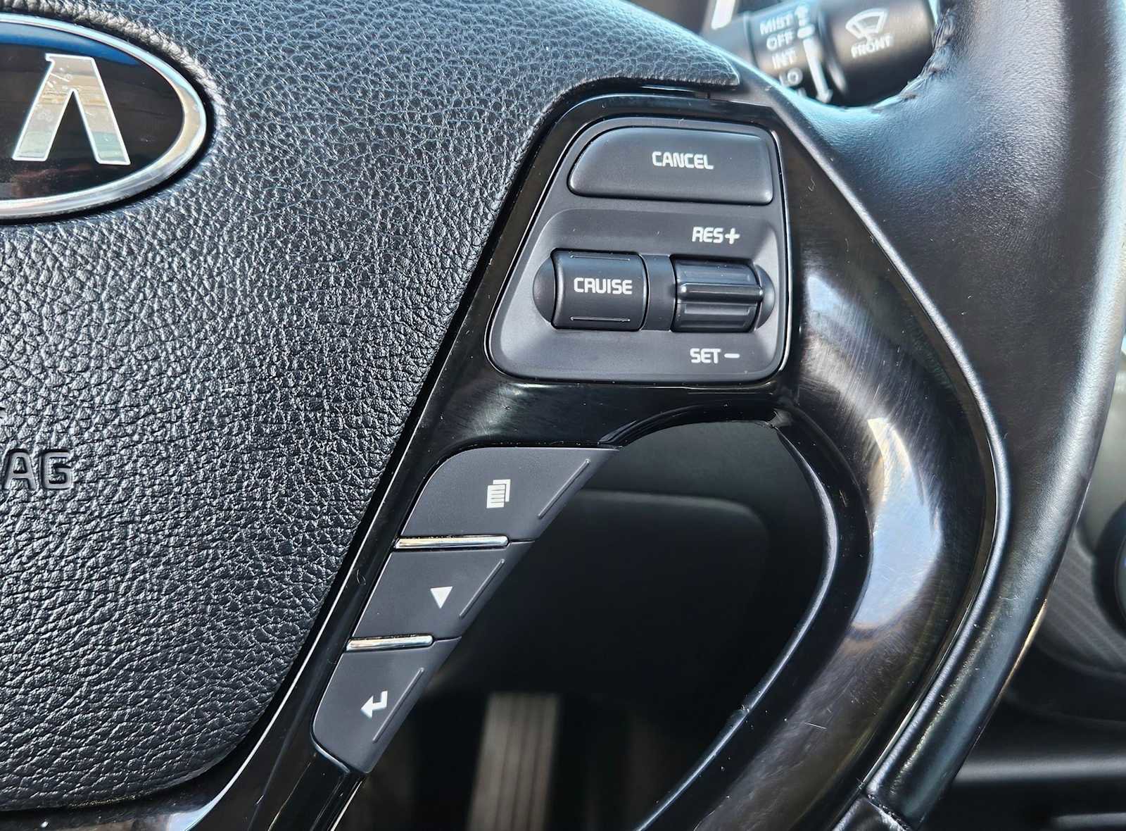 Used 2017 Kia Forte EX image 26