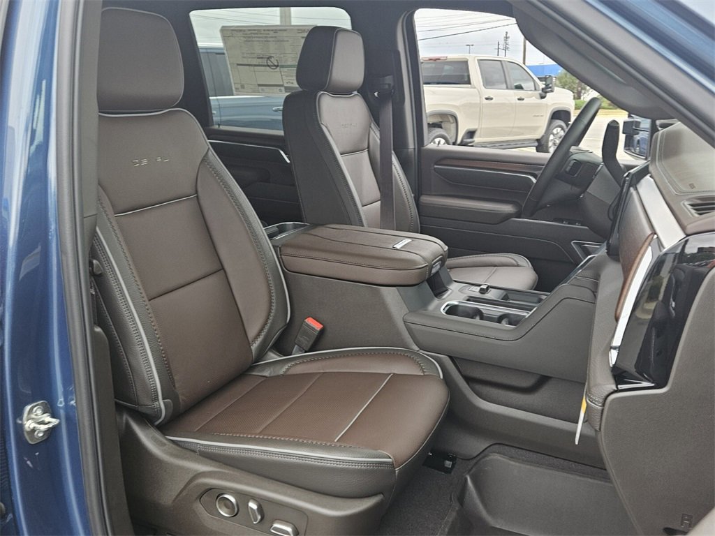 New 2026 GMC Sierra 3500 Denali w/ Technology Package image 13