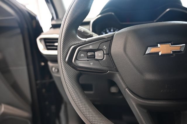 Used 2023 Chevrolet TrailBlazer LT FWD image 23