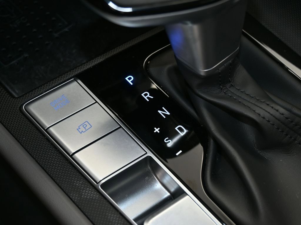 Used 2022 Hyundai Elantra SEL w/ Convenience + Premium Package image 28