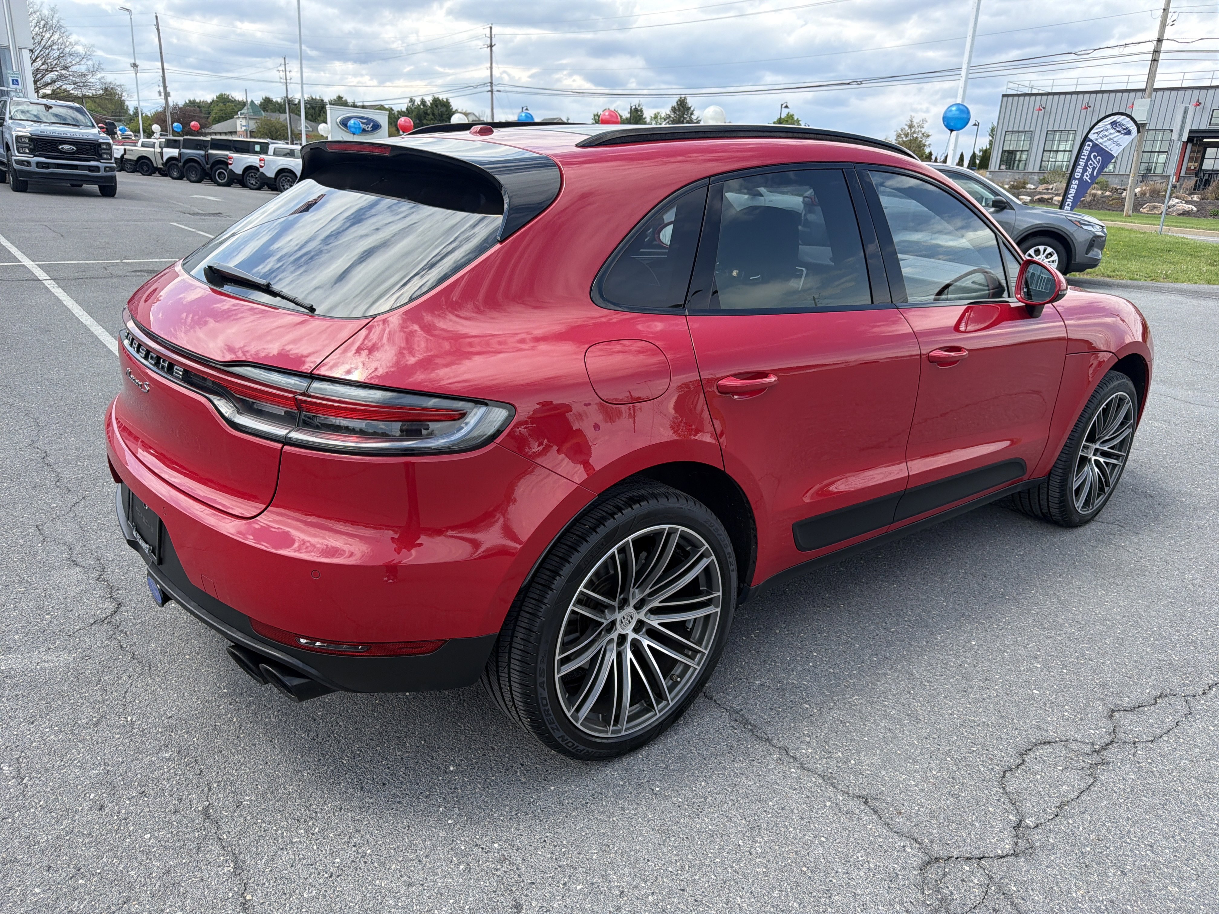 Used 2020 Porsche Macan S AWD/4WD image 3
