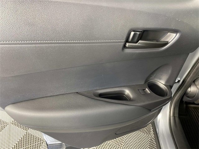 Used 2025 Toyota Corolla Cross LE image 25