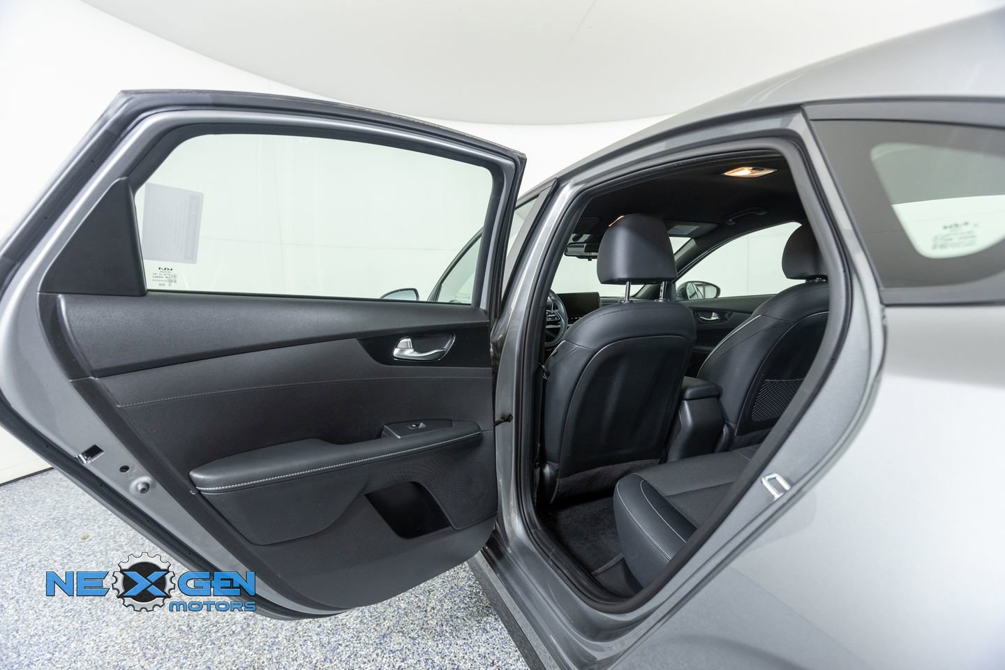 Used 2023 Kia Forte GT-Line w/ GT-Line Technology Package FWD image 25