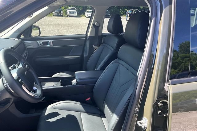 Used 2025 Hyundai Santa Fe SEL AWD/4WD image 23