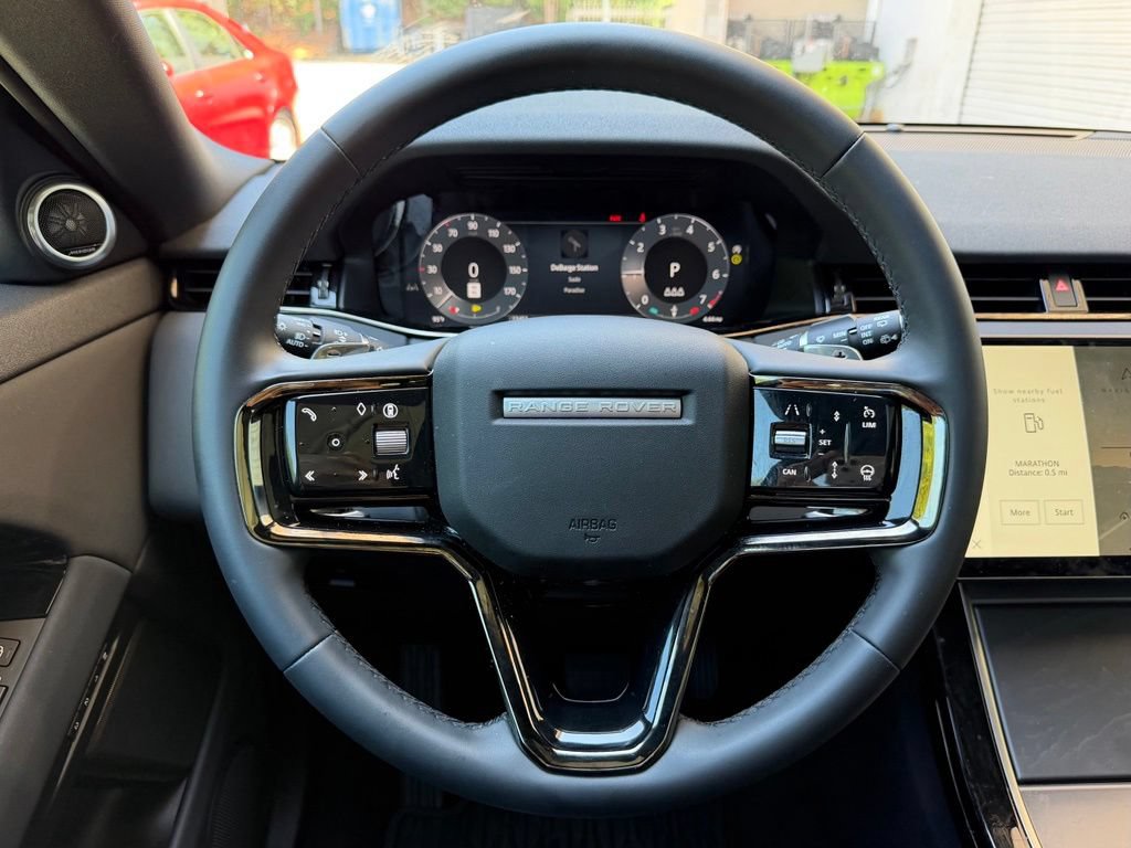 Used 2026 Land Rover Range Rover Evoque S AWD/4WD image 11