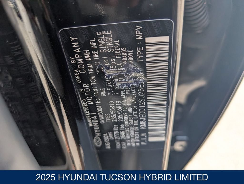 Certified 2025 Hyundai Tucson Limited AWD/4WD image 40