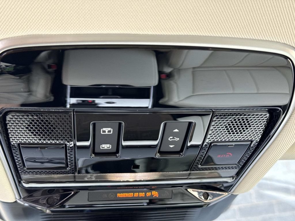 New 2026 Land Rover Range Rover SE AWD/4WD image 23