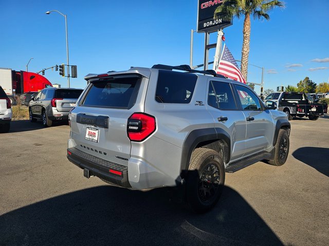 Used 2025 Toyota 4Runner TRD Off-Road Premium image 9