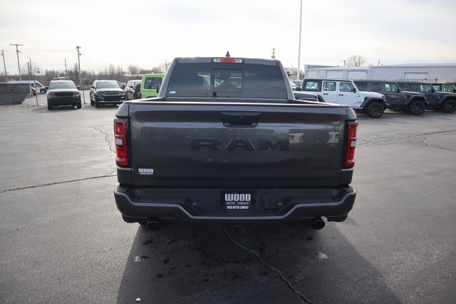 New 2026 RAM 1500 4x4 Crew Cab image 21