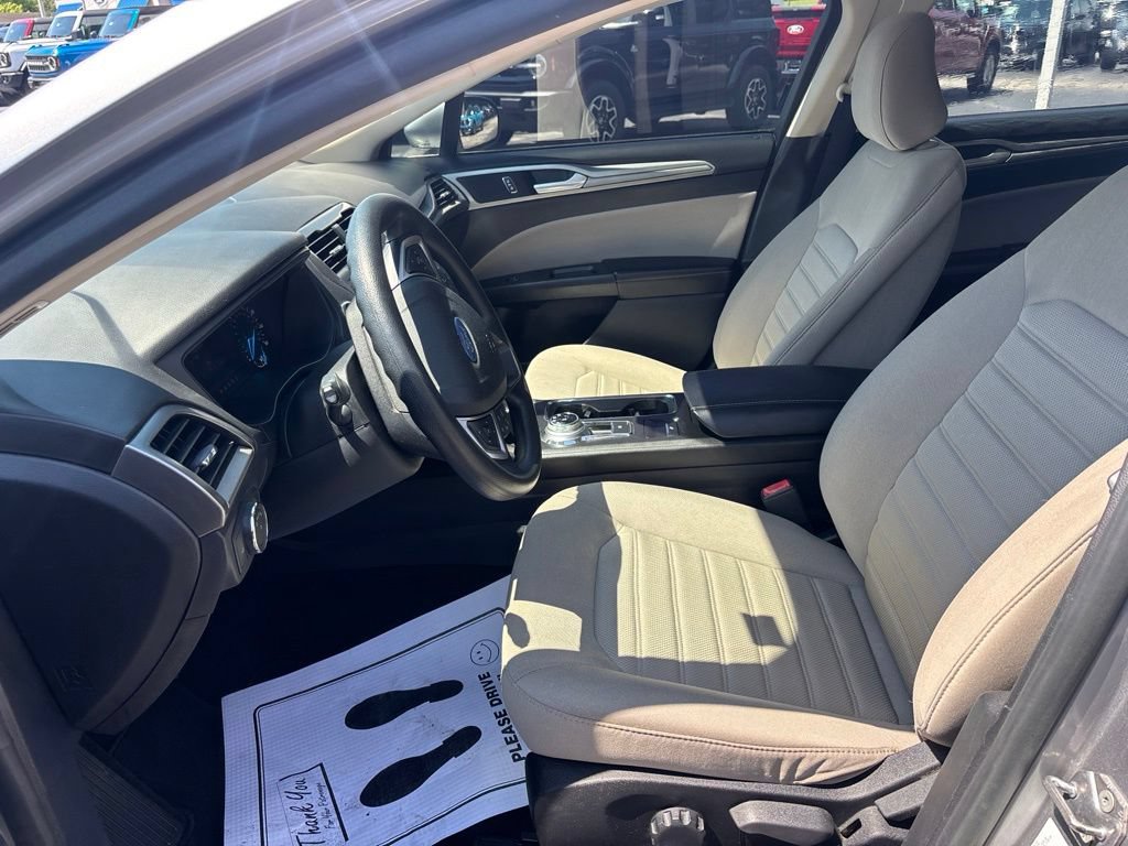 Used 2020 Ford Fusion S FWD image 16