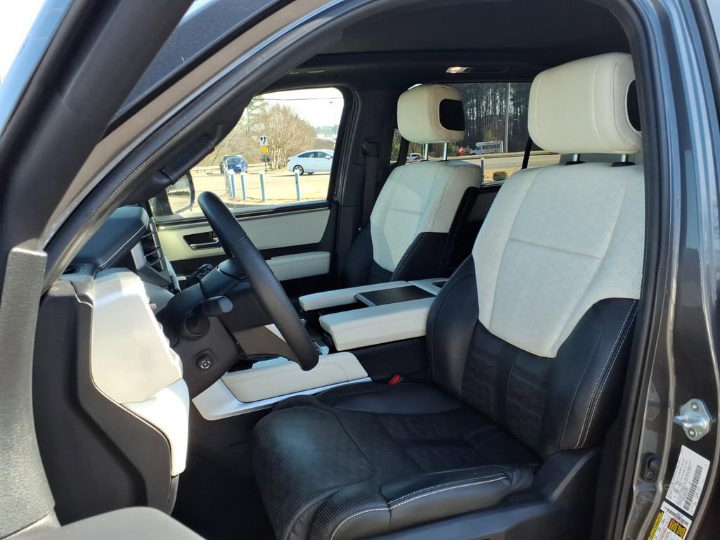 Used 2023 Toyota Sequoia Capstone image 4