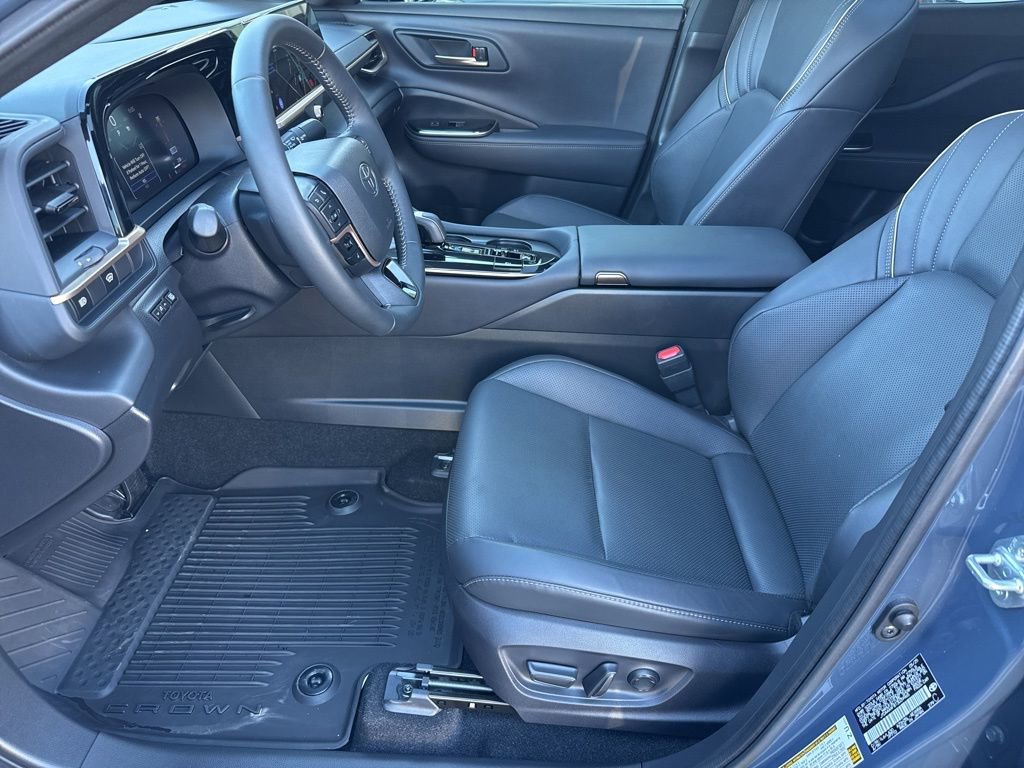 Used 2026 Toyota Crown Limited image 22