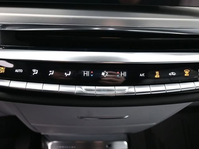 New 2025 Cadillac Lyriq Luxury image 27