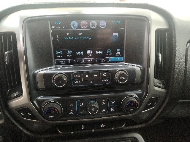 Used 2018 Chevrolet Silverado 1500 LT w/ All Star Edition AWD/4WD image 19