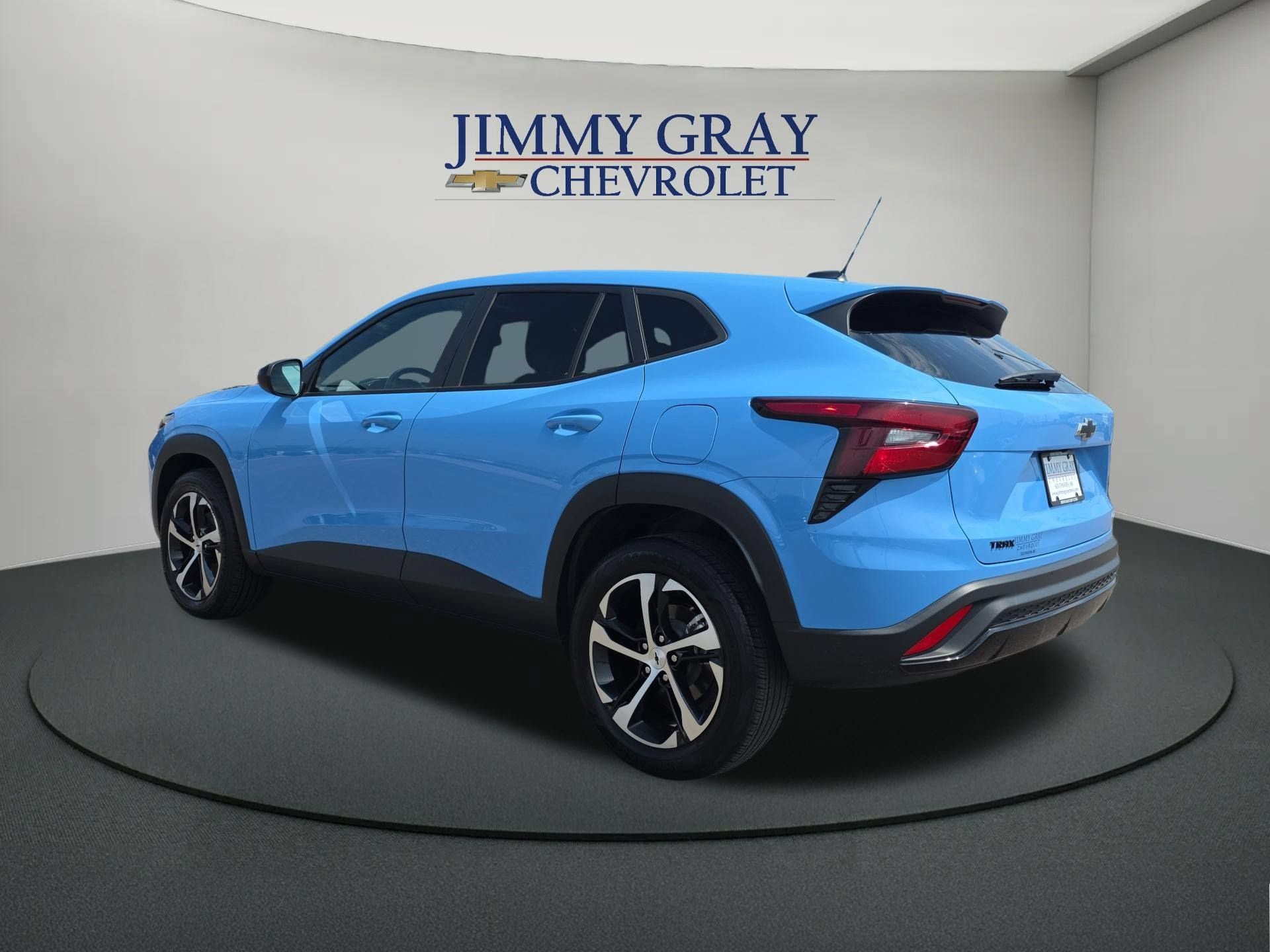 Used 2024 Chevrolet Trax RS FWD image 3