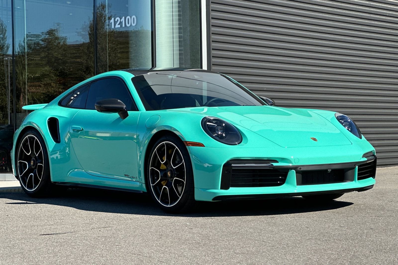 Used 2022 Porsche 911 Turbo S image 10