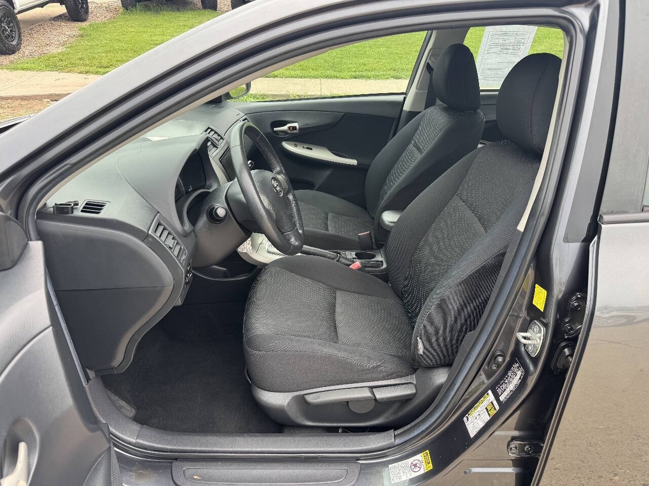 Used 2010 Toyota Corolla S FWD image 10