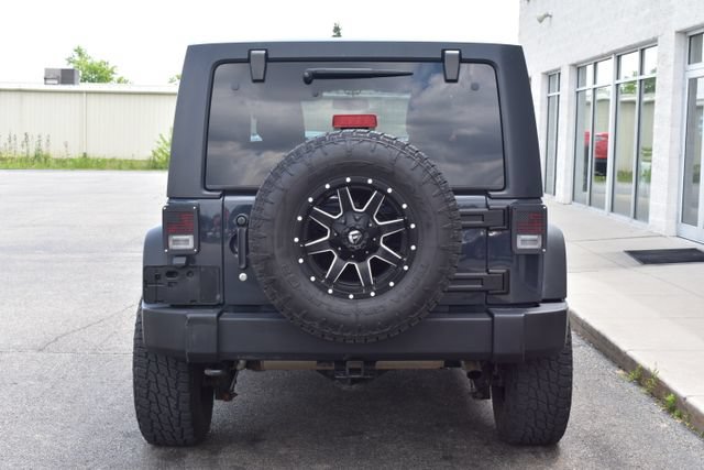 Used 2017 Jeep Wrangler Unlimited Sport w/ Quick Order Package 24S AWD/4WD image 7