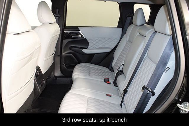 Used 2024 Mitsubishi Outlander SEL image 10