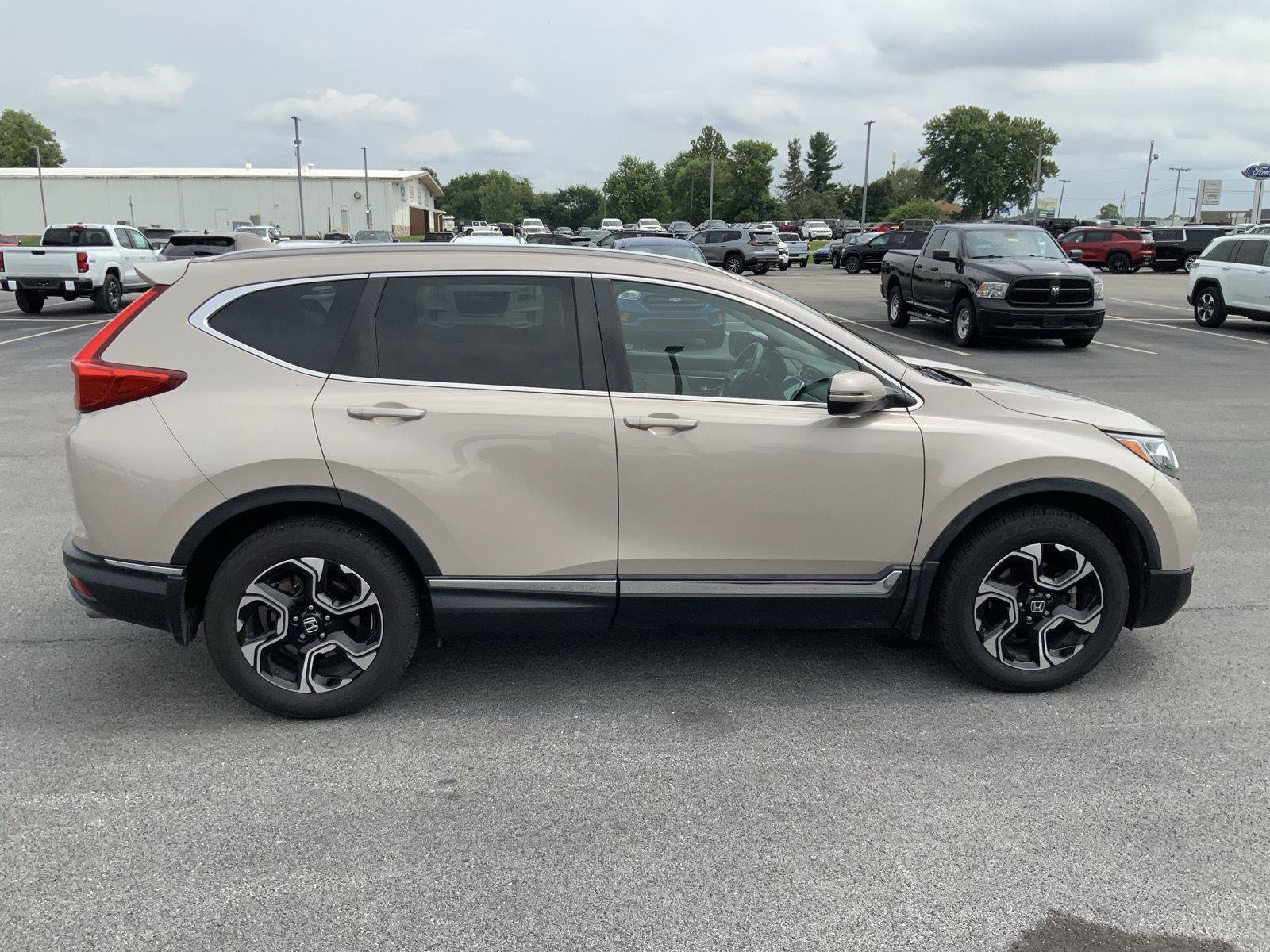 Used 2018 Honda CR-V Touring image 14