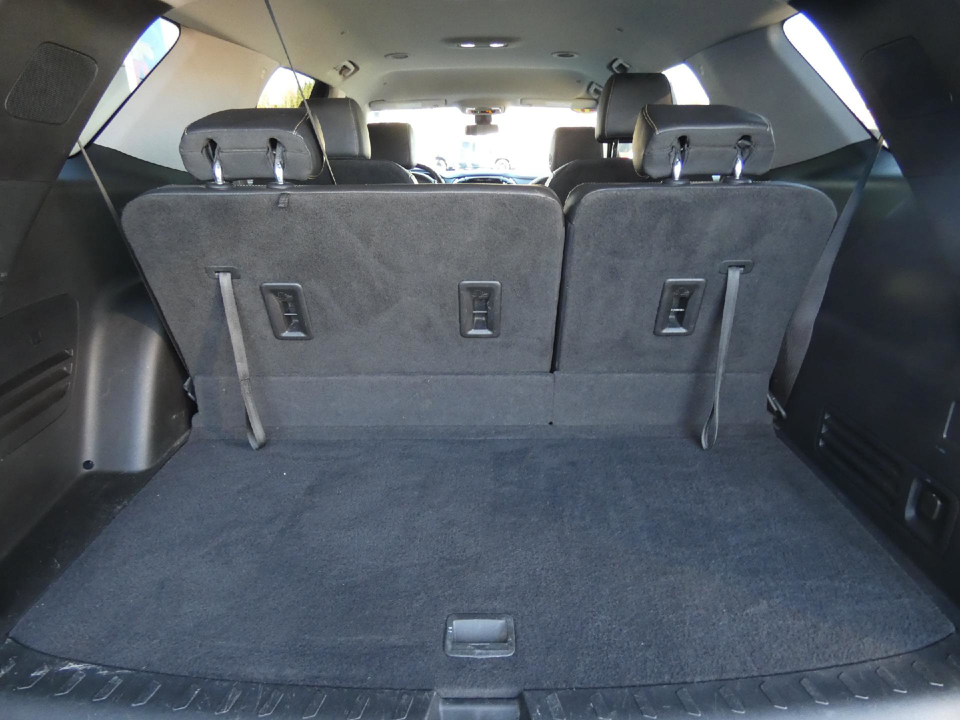 Used 2021 Chevrolet Traverse RS AWD/4WD image 15
