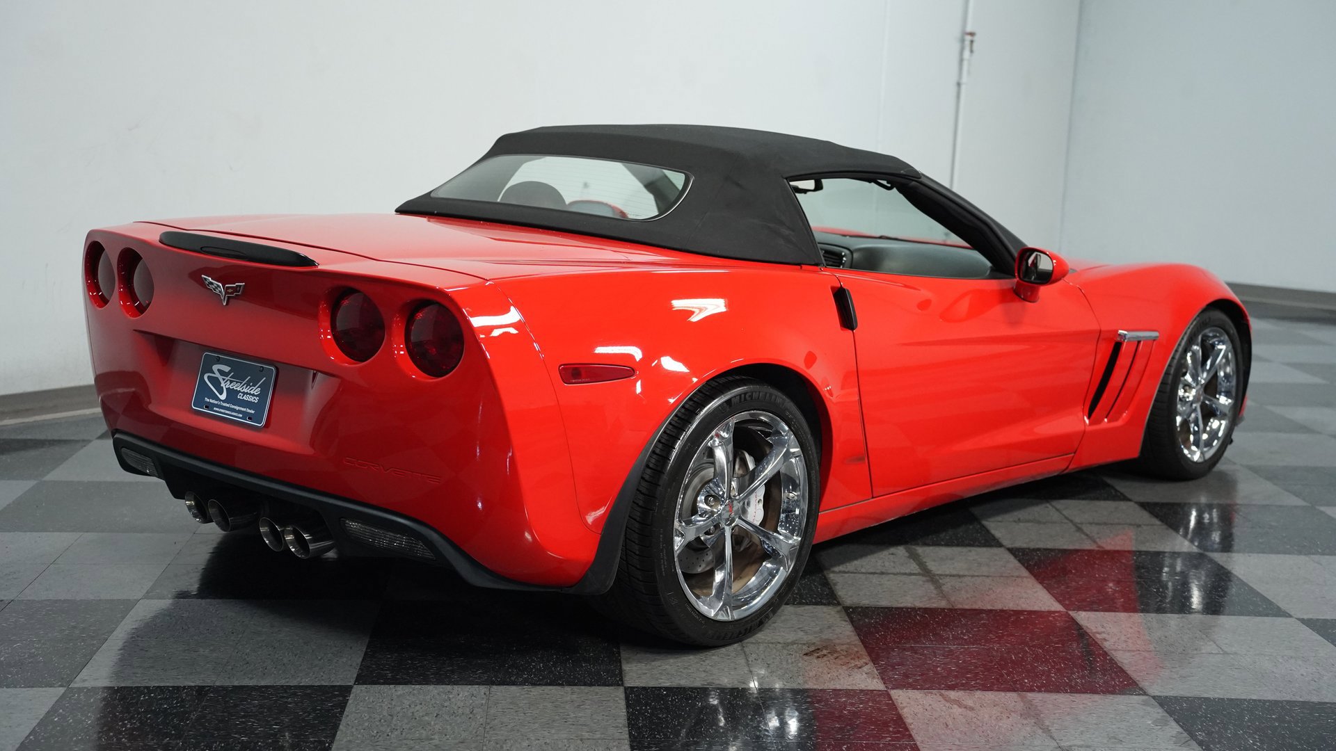 Used 2010 Chevrolet Corvette Grand Sport w/ Preferred Equipment Group image 11