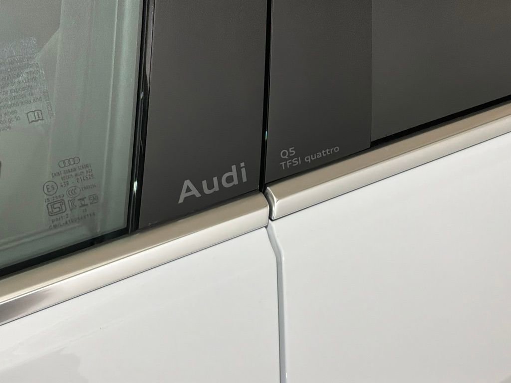 Certified 2025 Audi Q5 Premium w/ Convenience Package image 27