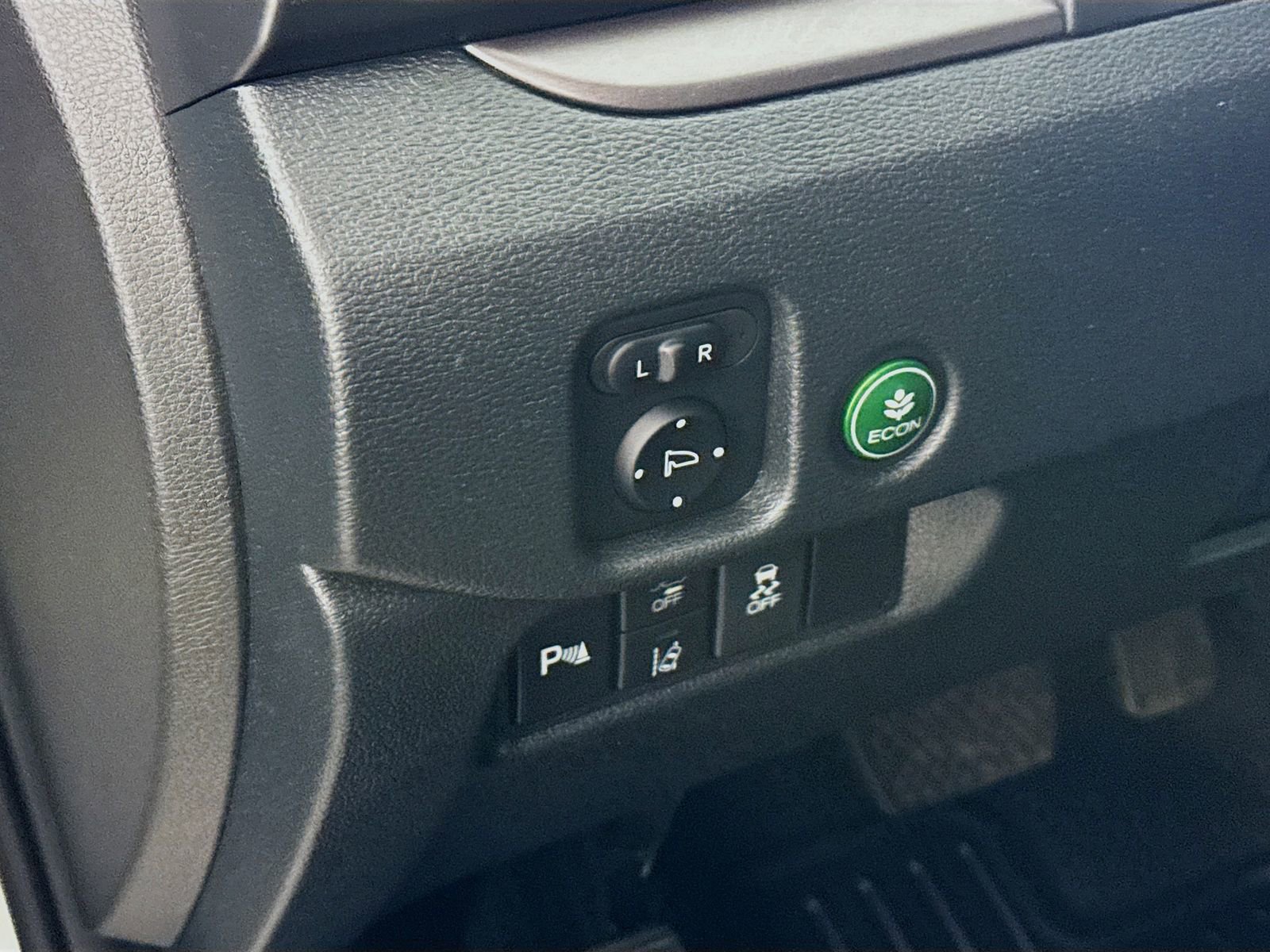 Used 2023 Honda Passport EX-L image 8